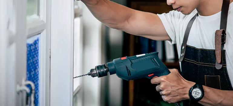 Residential Exterior Window Finishing in Tamiami, FL