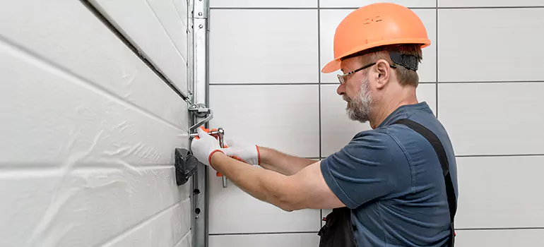 Garage Door Repair in Tamiami