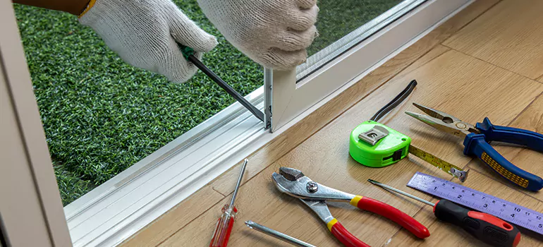 Window Hinge Repair in Tamiami, FL